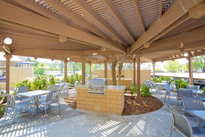 BBQ Area at Pacific Bay Club Apartments, San Diego California