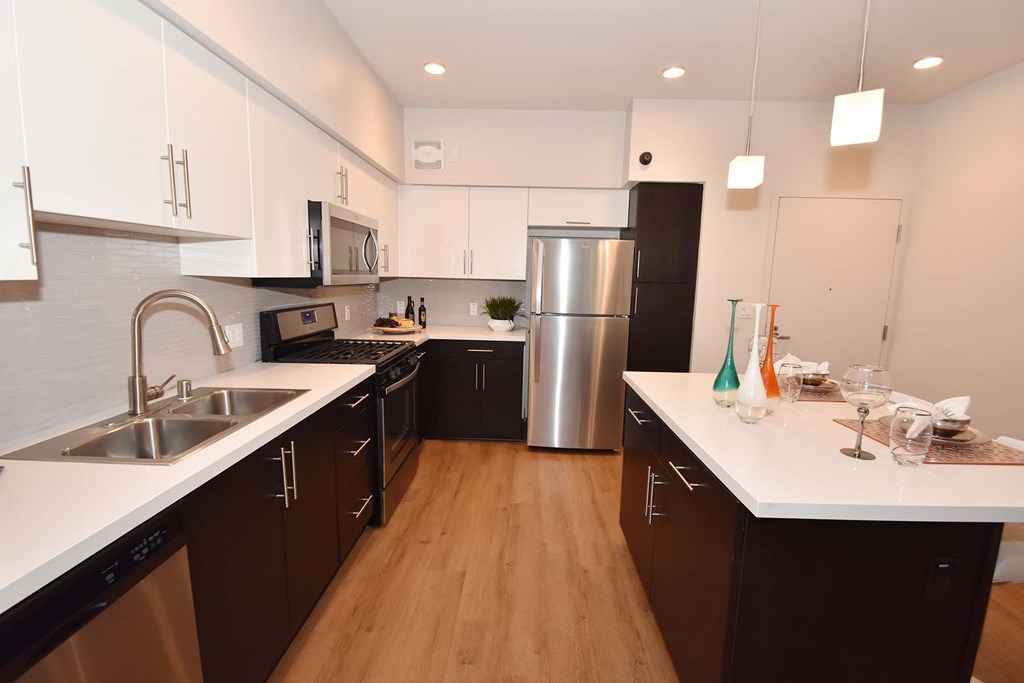 at Metropolis Apartments, IRVINE