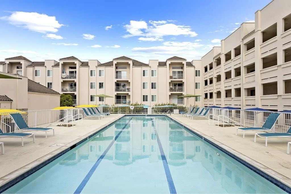 at La Regencia Apartments, San Diego, 92122