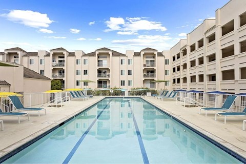 Large Pool at La Regencia Apartments, San Diego, 92122