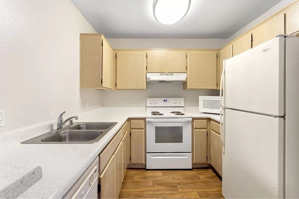 at La Regencia Apartments, San Diego, CA, 92122