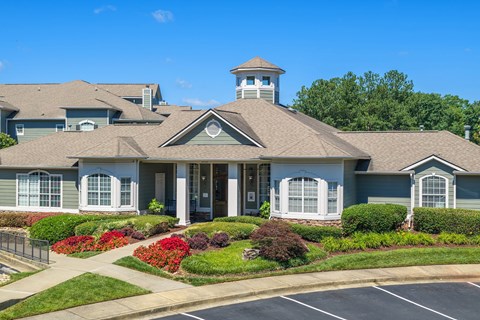 Leasing office main entryway - Cheswyck at Ballantyne Apartments