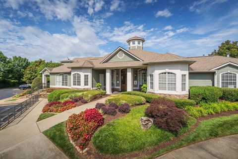 Leasing office main entrway - Cheswyck at Ballantyne Apartments