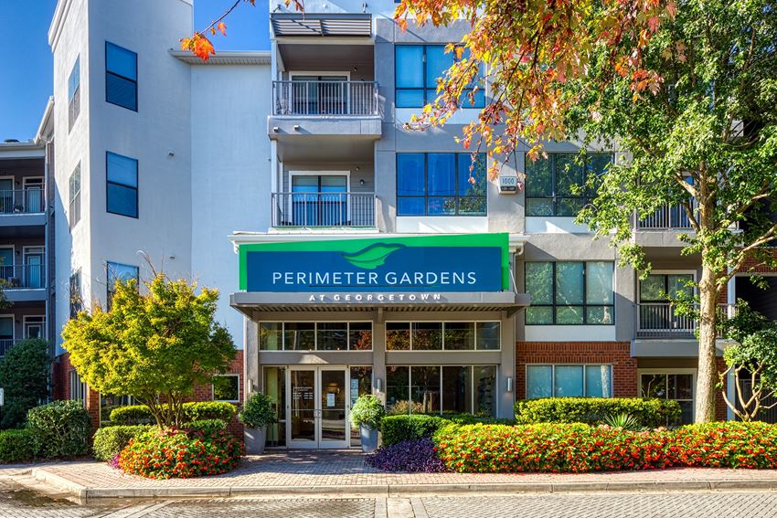 Perimeter Gardens - Leasing office exterior - Photo Gallery 1