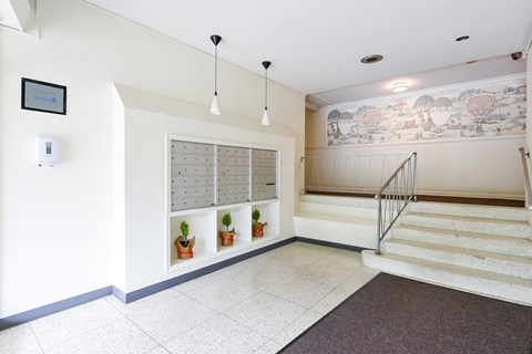 The Crestmont lobby