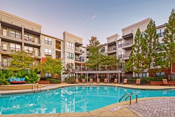 Perimeter Gardens at Georgetown - Resort-style swimming pool Perimeter Gardens at Georgetown - Resort-style swimming pool - Photo Gallery 2