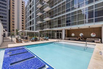 Resort-style swimming pool - Main 3 Downtown