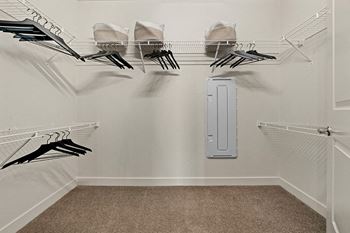 Walk-in closet