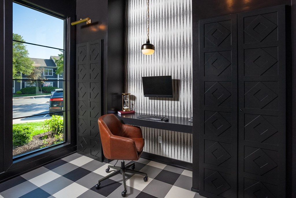 Lexington Farms resident business center