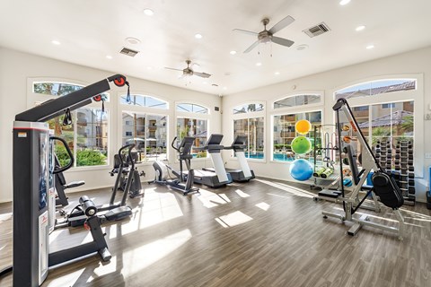 24-hour fitness center - Sonterra Apartments at Paradise Valley