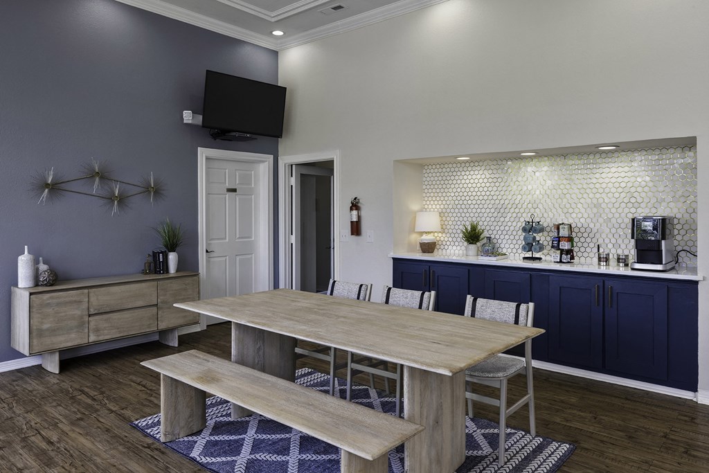 Resident coffee bar - The Gardens at Polaris