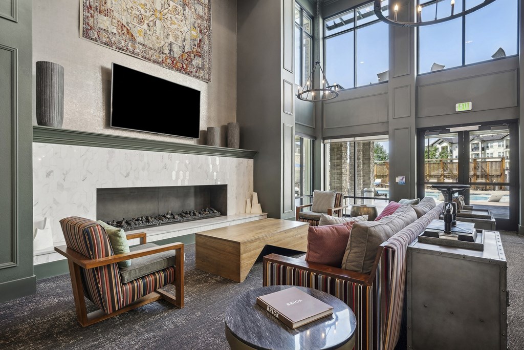 Resident clubhouse great room - Rise at 2534