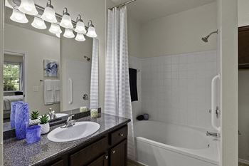 Garden-style soaking tubs - The Gardens at Polaris