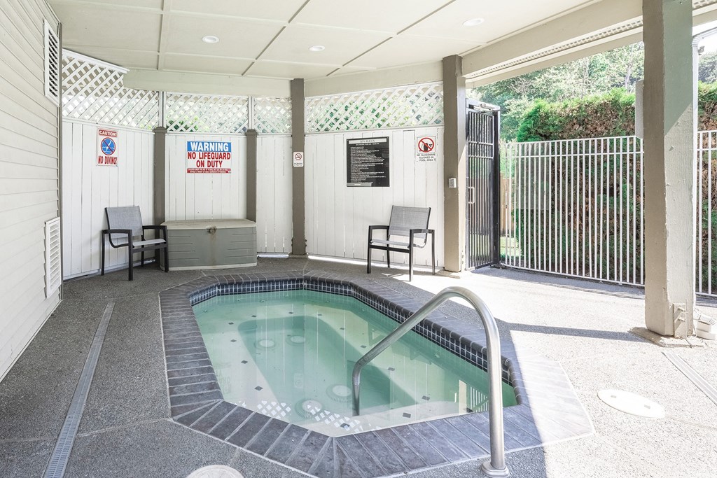 Heat spa - Springbrook Apartments