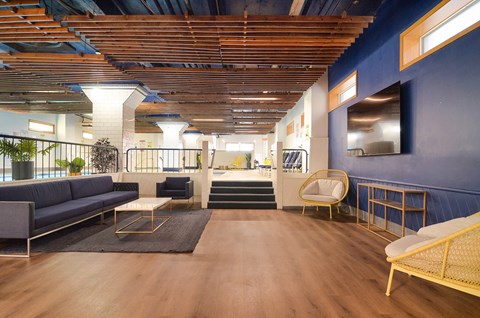 The Buckingham / The Commodore / The Parkway Apartments lounge area