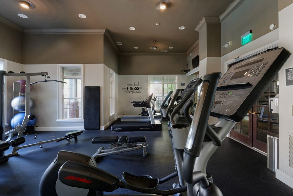 Belle Harbour Apartments fitness center