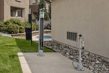 Bicyvle repair station - First and Main Apartments