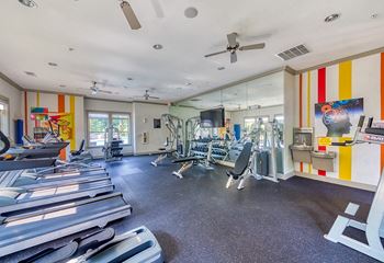 The Oaks at Johns Creek fitness center