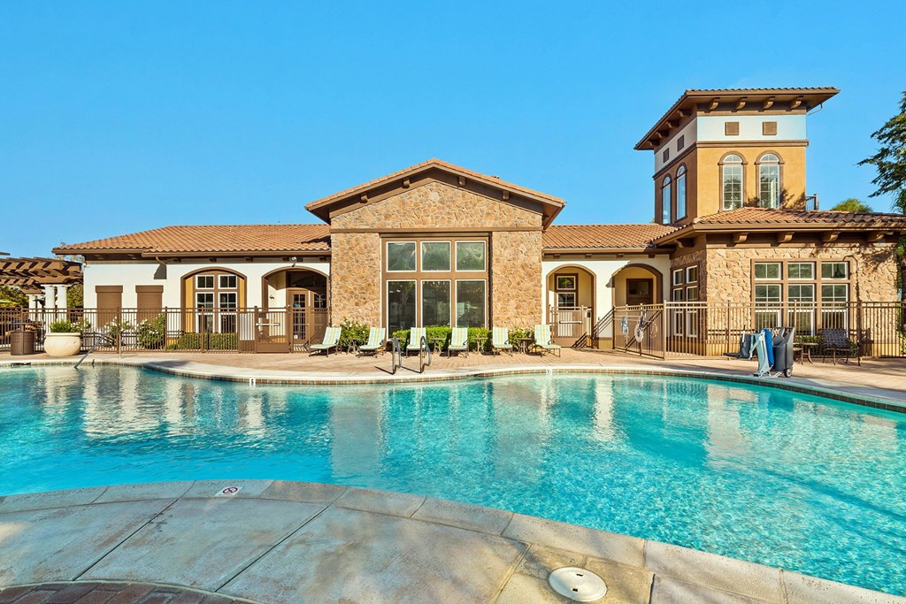 Foothills at Old Town Apartments resort-style pool and surrounding sundeck