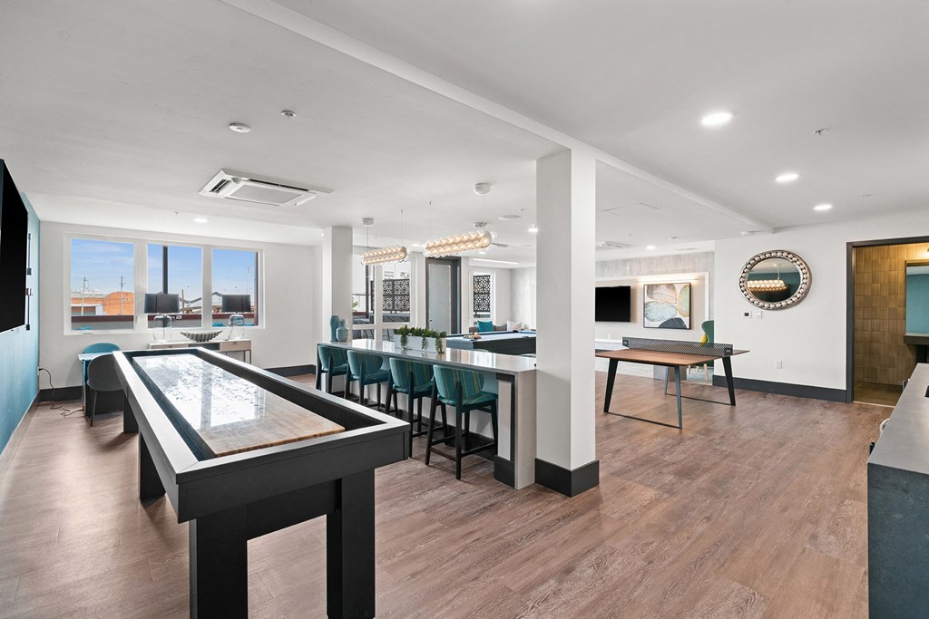 Recreation/game room - La Via Apartments