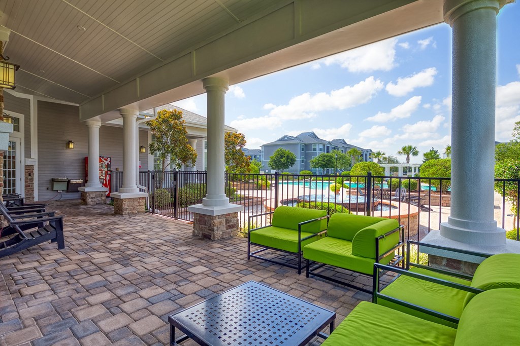 Courtney Station Apartments - Complimentary Wi-Fi at pool and clubhouse