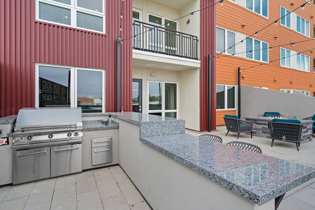 Outdoor grilling station - La Via Apartments