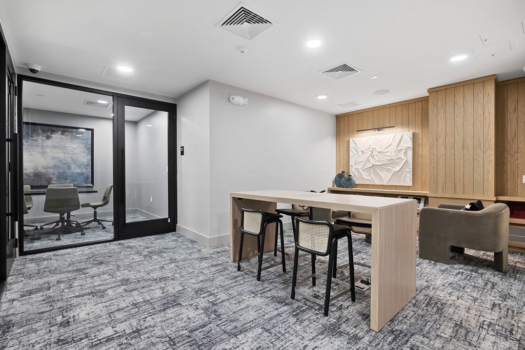 Co-working spaces - Stonehill at West Orange