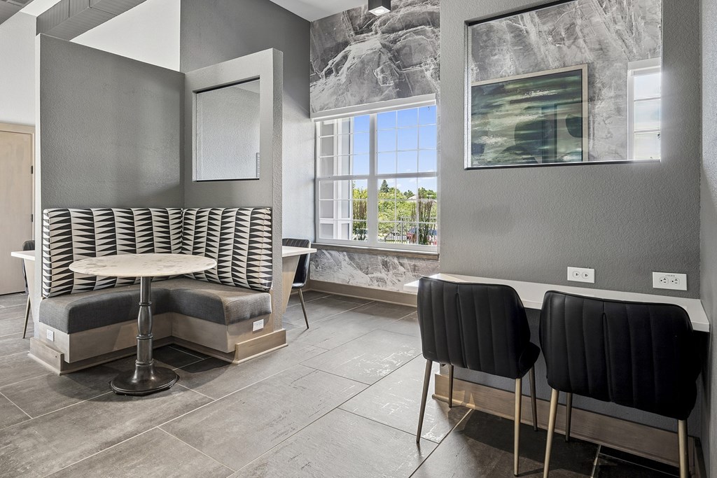 Cable/satellite tv in lounge areas - Emmersyn at Lone Tree