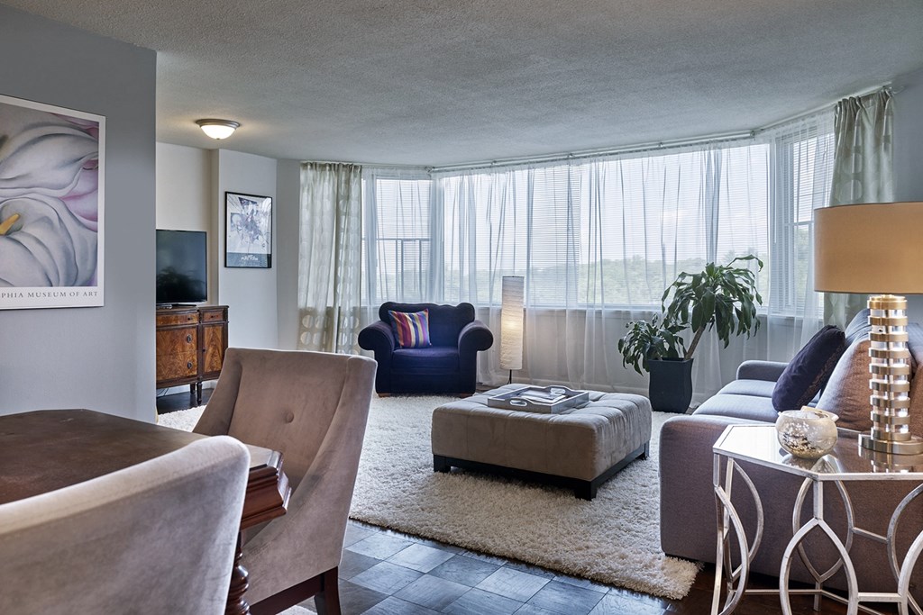 Hill House on Chestnut Hill - Open floor plan