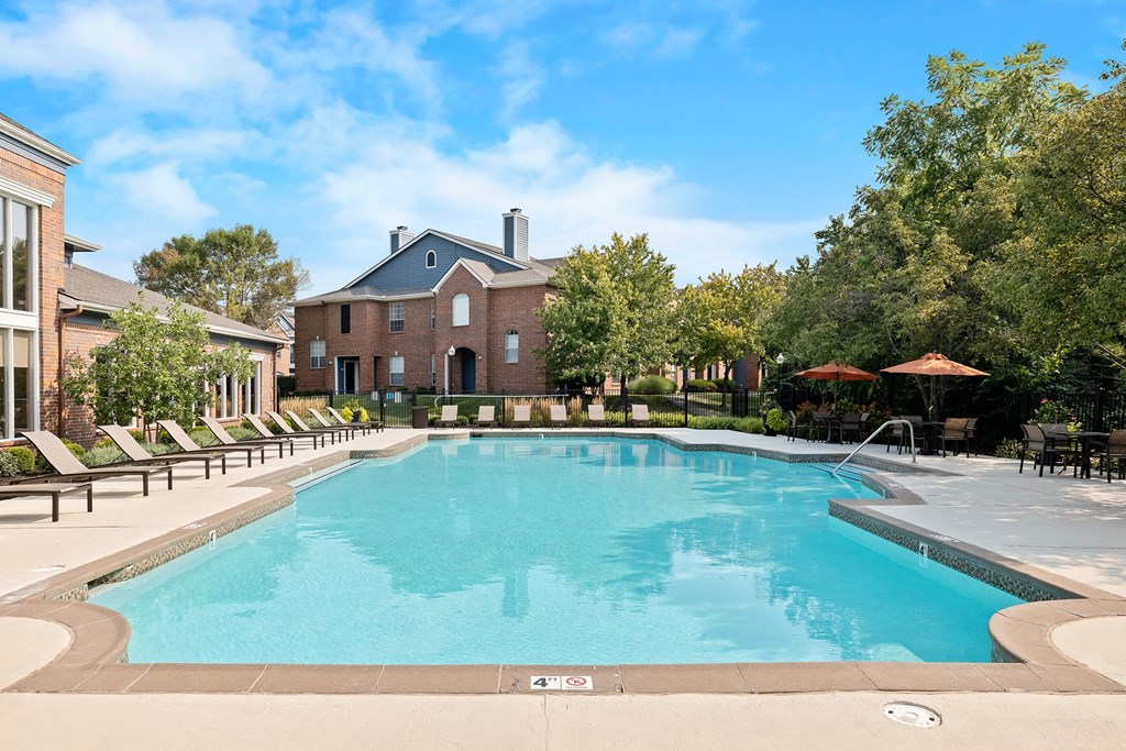 Weston Point Apartments - Resort-style swimming pool with expansive lounge deck