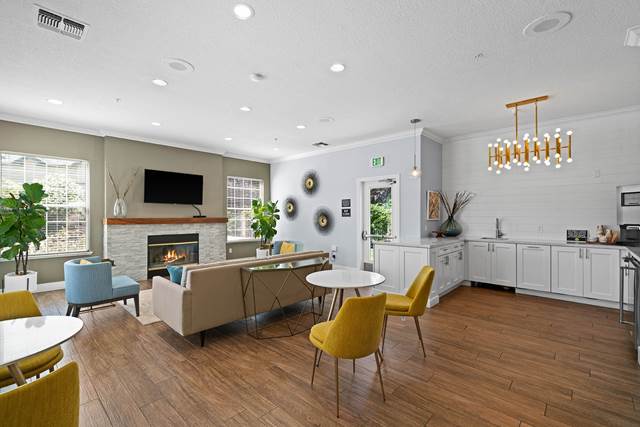 1-bedroom apartment at Willow Springs Apartments in Folsom, CA