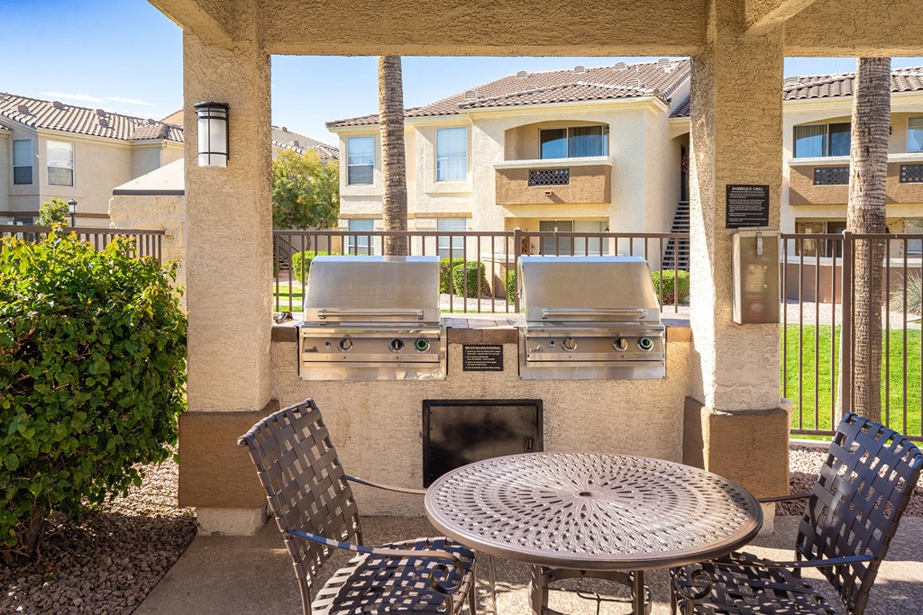 Poolside BBQ grilling station - Arrowhead Landing