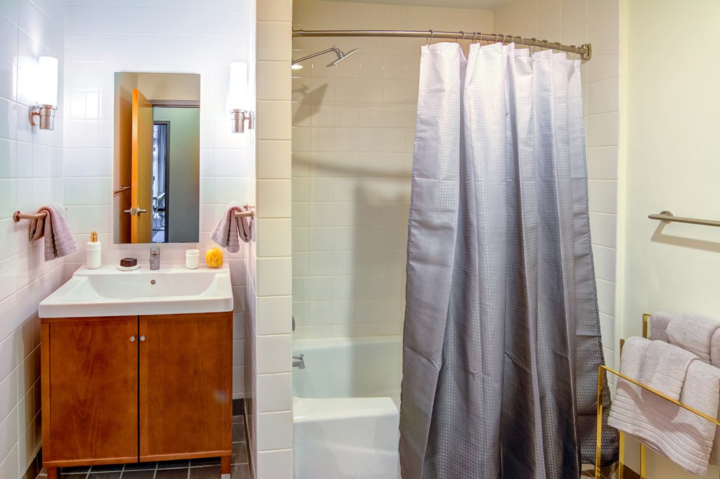 The Sheffield SoNo hotel-inspired bathrooms