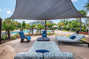 Windward Long Point - Poolside lounges and cabanas