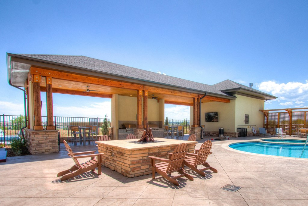 Rise at 2534 poolside pavillion