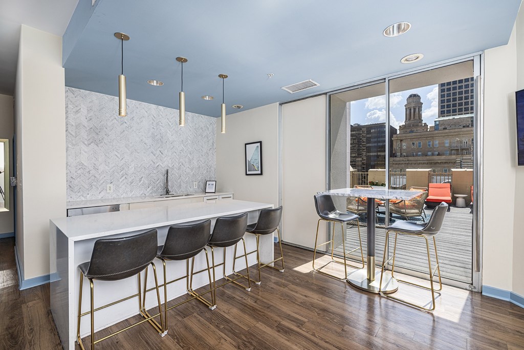 Rooftop resident lounge - The Kirby