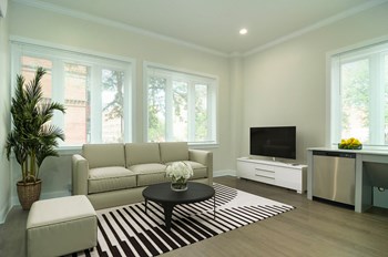 The Buckingham / The Commodore / The Parkway Apartments living area - Photo Gallery 3
