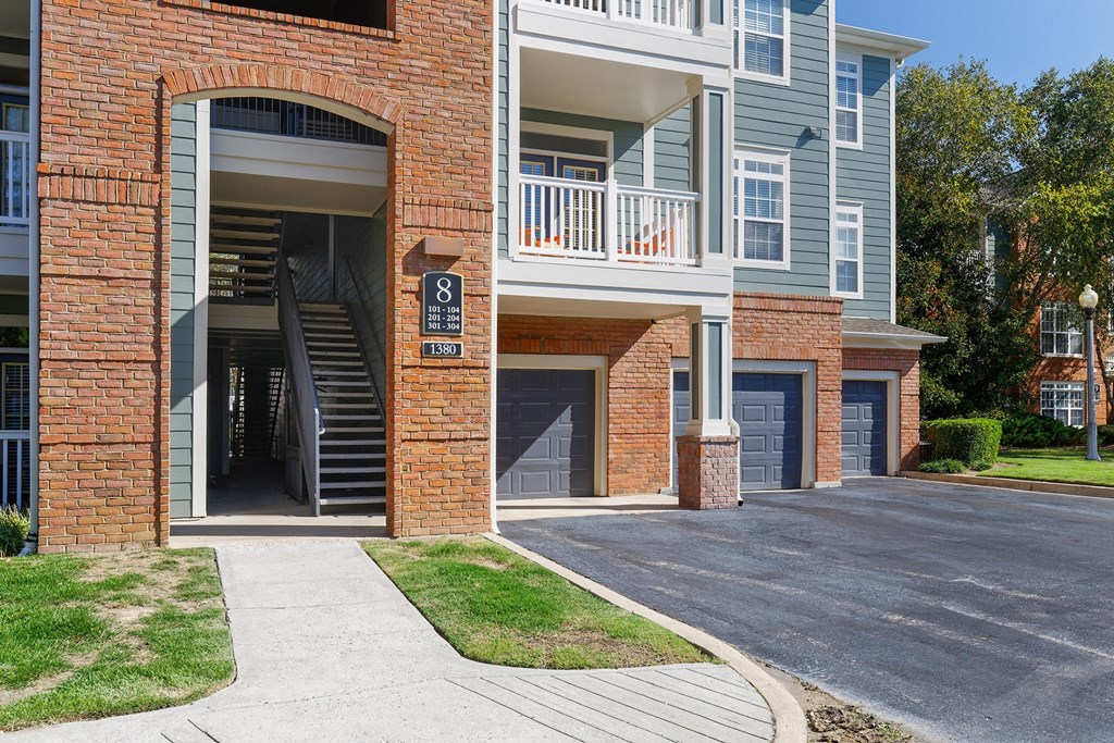 Belle Harbour Apartments balconies