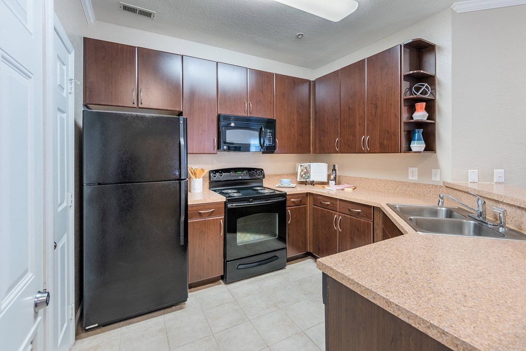 41-inch custom cabinetry - The Crossings at Alexander Place