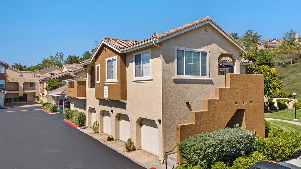 Hills of Valencia attached garages