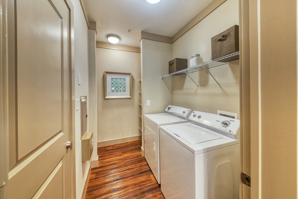 The Oaks at Johns Creek - Full-sized washer/dryer