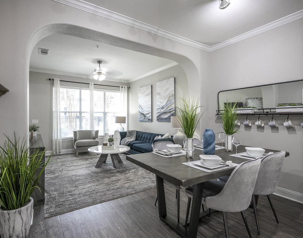 The Retreat at Cinco Ranch dining nook