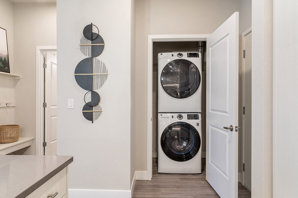 Arazo stackable washer and dryer