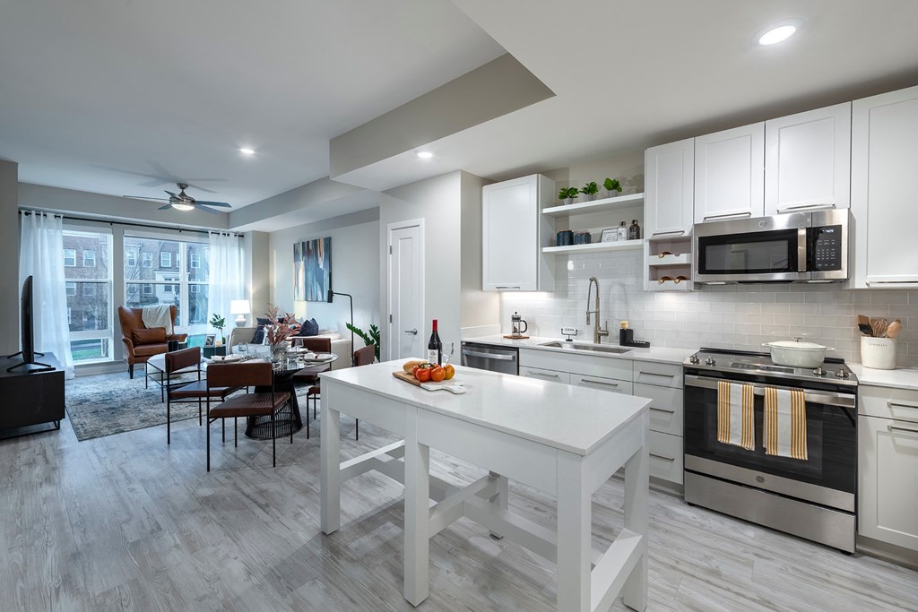 Stainless steel appliances - Rockwell at Crown