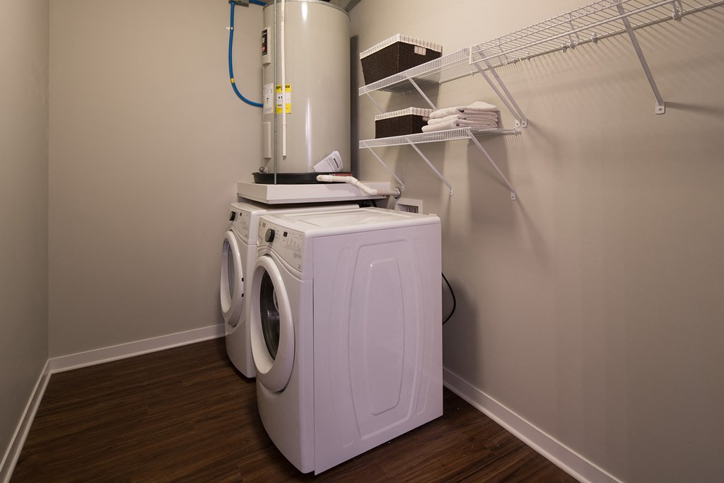 Washer/dryers in every unit - Onyx Edina
