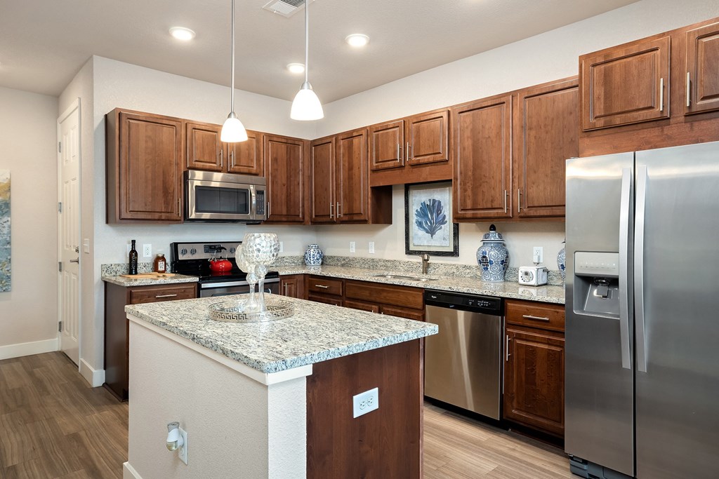 The Haven at Shoal Creek - Spacious kitchens with granite countertops