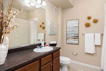 Cordillera Ranch Apartments apartment bathroom - Photo Gallery 21