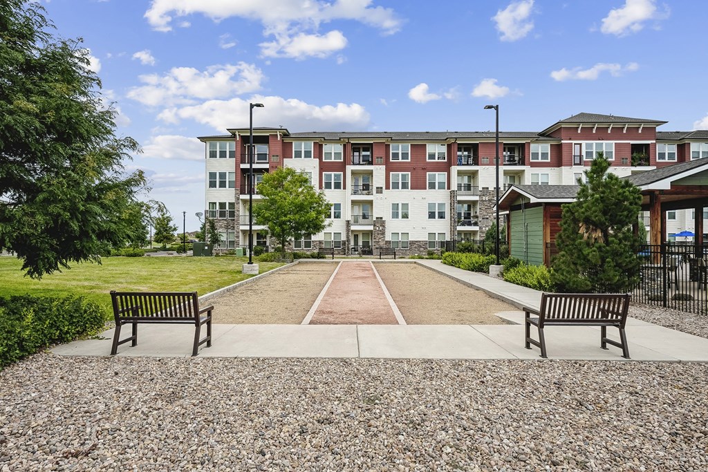 Bocce ball court - Enclave at Cherry Creek