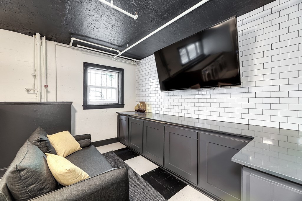 John Malcom Apartments lounge