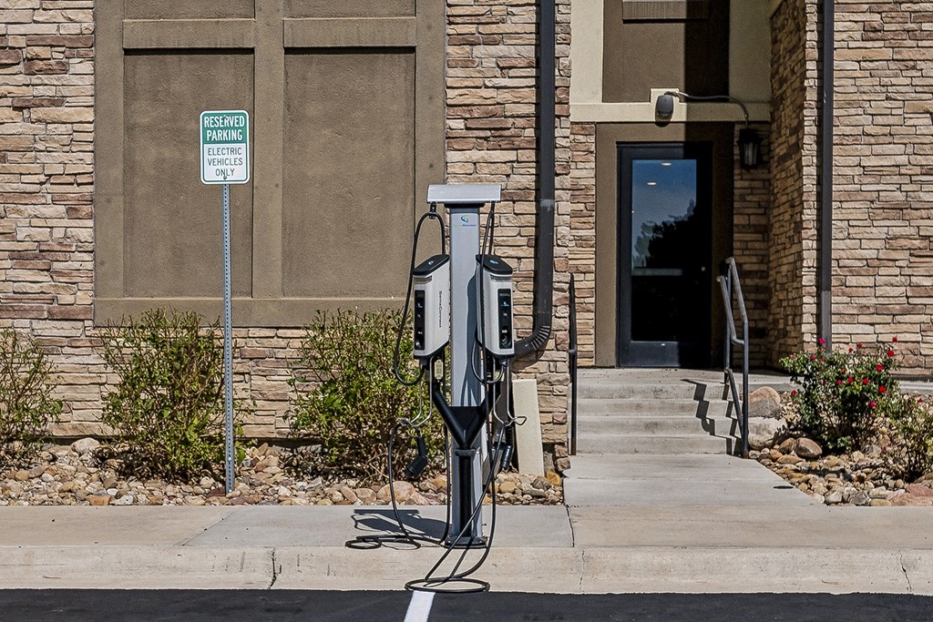 EV charging station - Rise at 2534